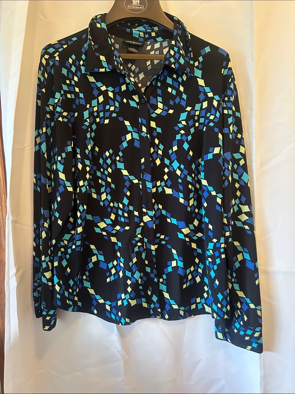 Black Geometric Print Button-Up Blouse